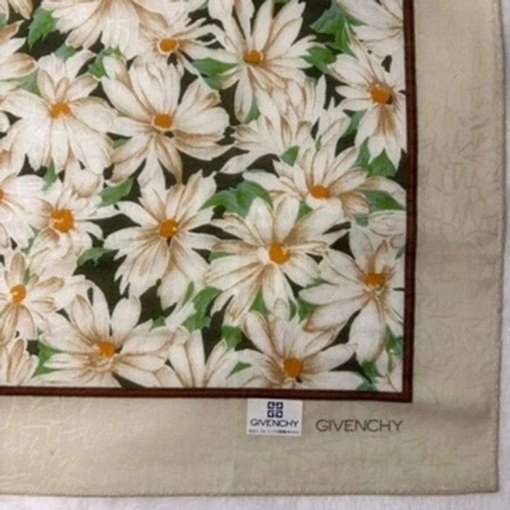 Vtg GIVENCHY Scarf Handkerchief Floral Daisy Cotton Beige 19
